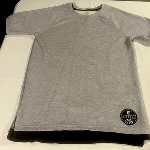 And1 Legendary T-Shirt Mens Size S Light Gray Navy Blue Short Sleeve Basketball